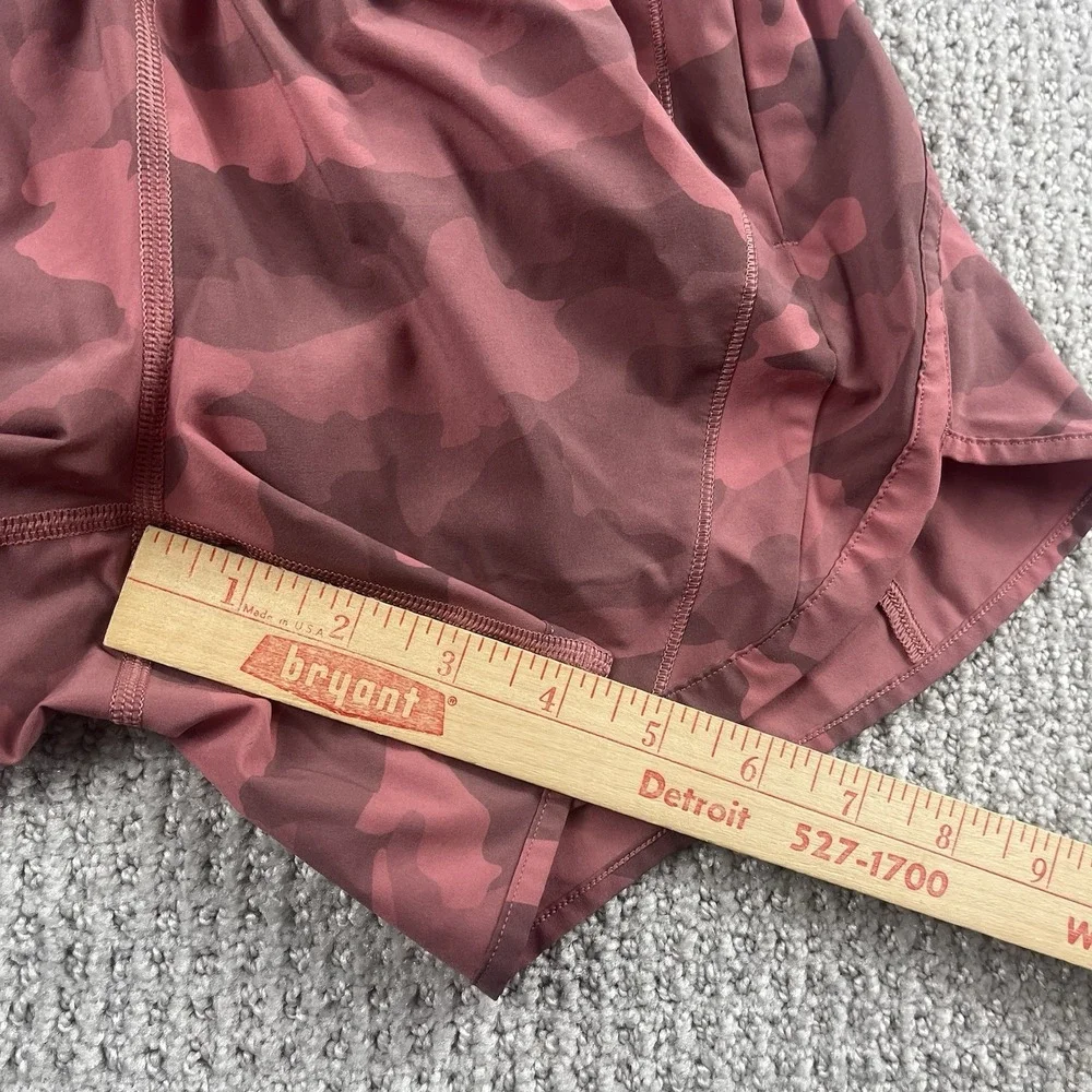 Lululemon Track That Mid Rise Lined Shorts Camo Brier Rose Multi Women's Size 0